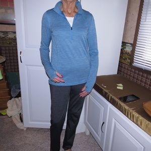 LADIES LIGHT WEIGHT RUNNING TOP